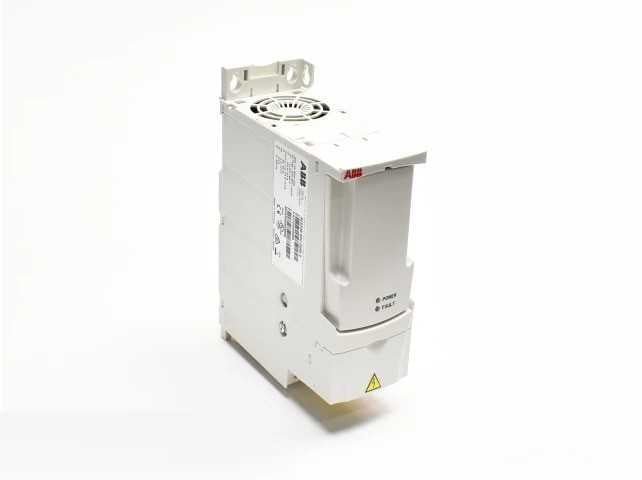 ASEA BROWN BOVERI - ACS320-03U-03A3-4 - Motor Drives