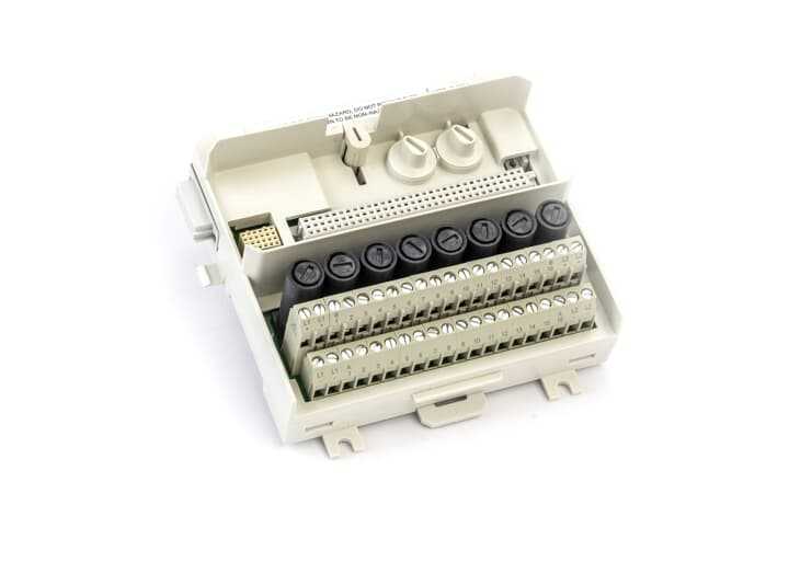 ASEA BROWN BOVERI - 3BSE008572R1 - PLC Expansion Modules
