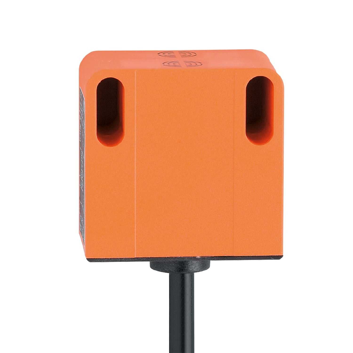 EFECTOR IFM - IN0110 - Inductive proximity sensors
