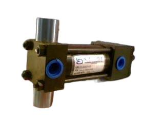 LENZE - E82EV152K2C000 - Motor Drives
