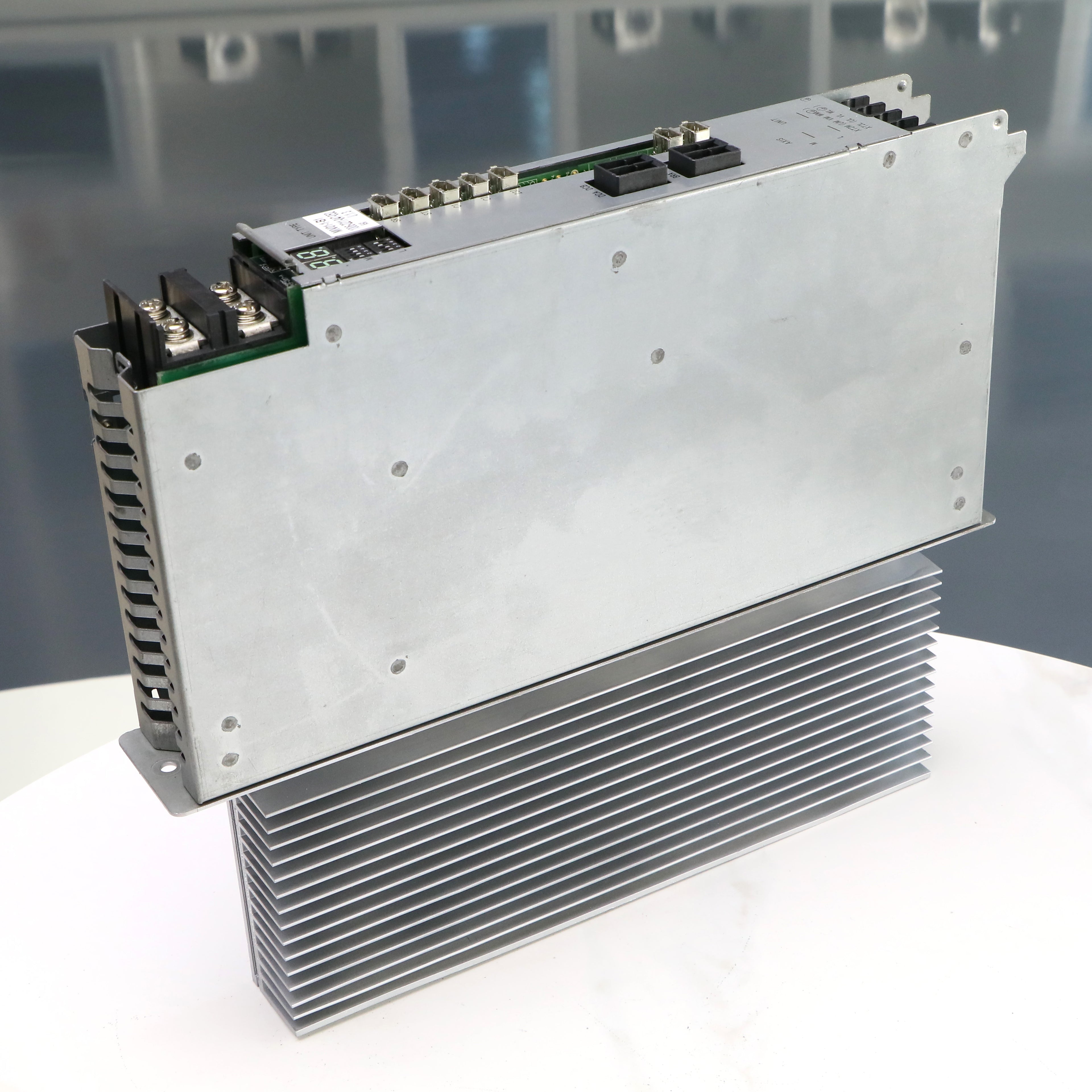 OKUMA - MIV01-1-B1 - Servo Drives & Controls
