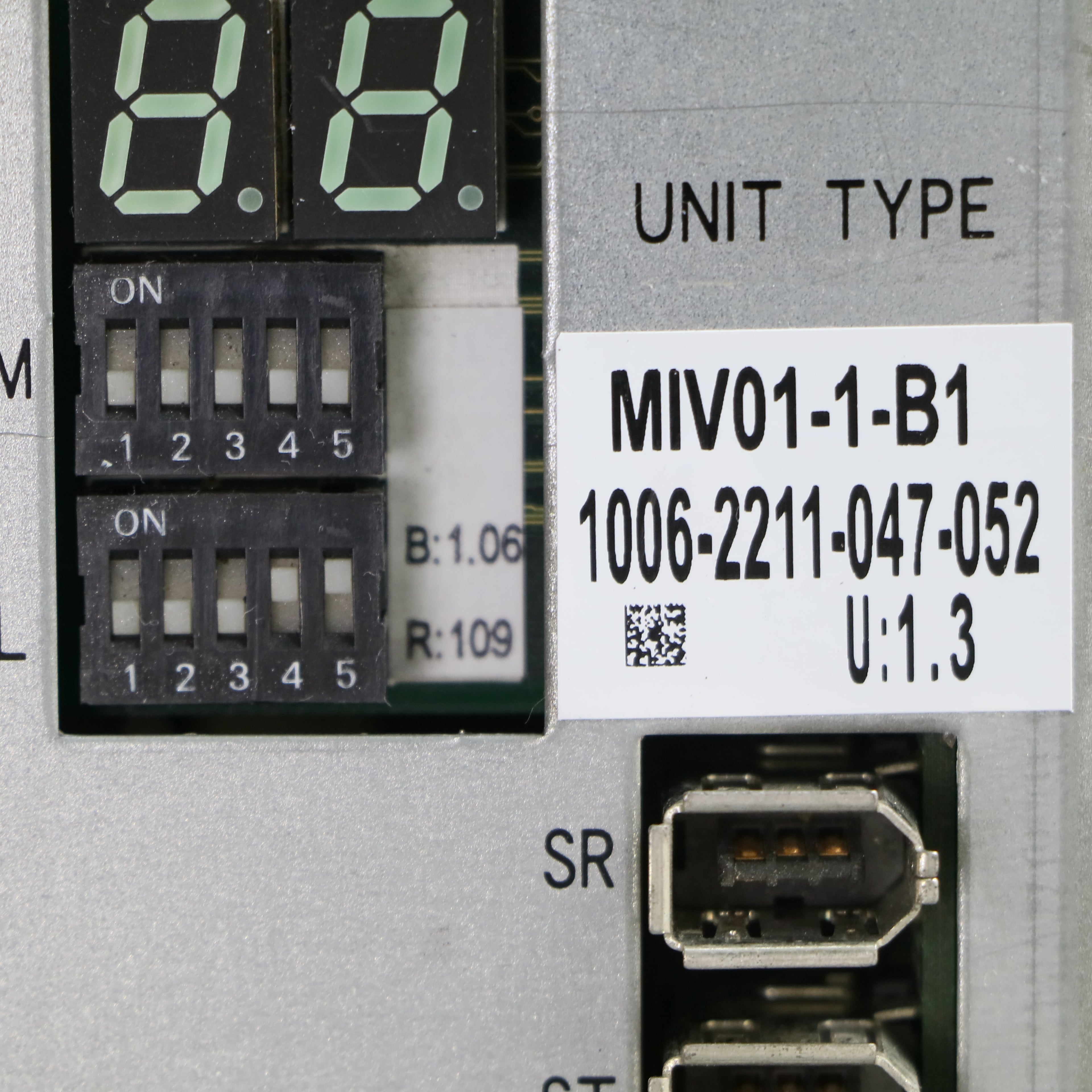 OKUMA - MIV01-1-B1 - Servo Drives & Controls