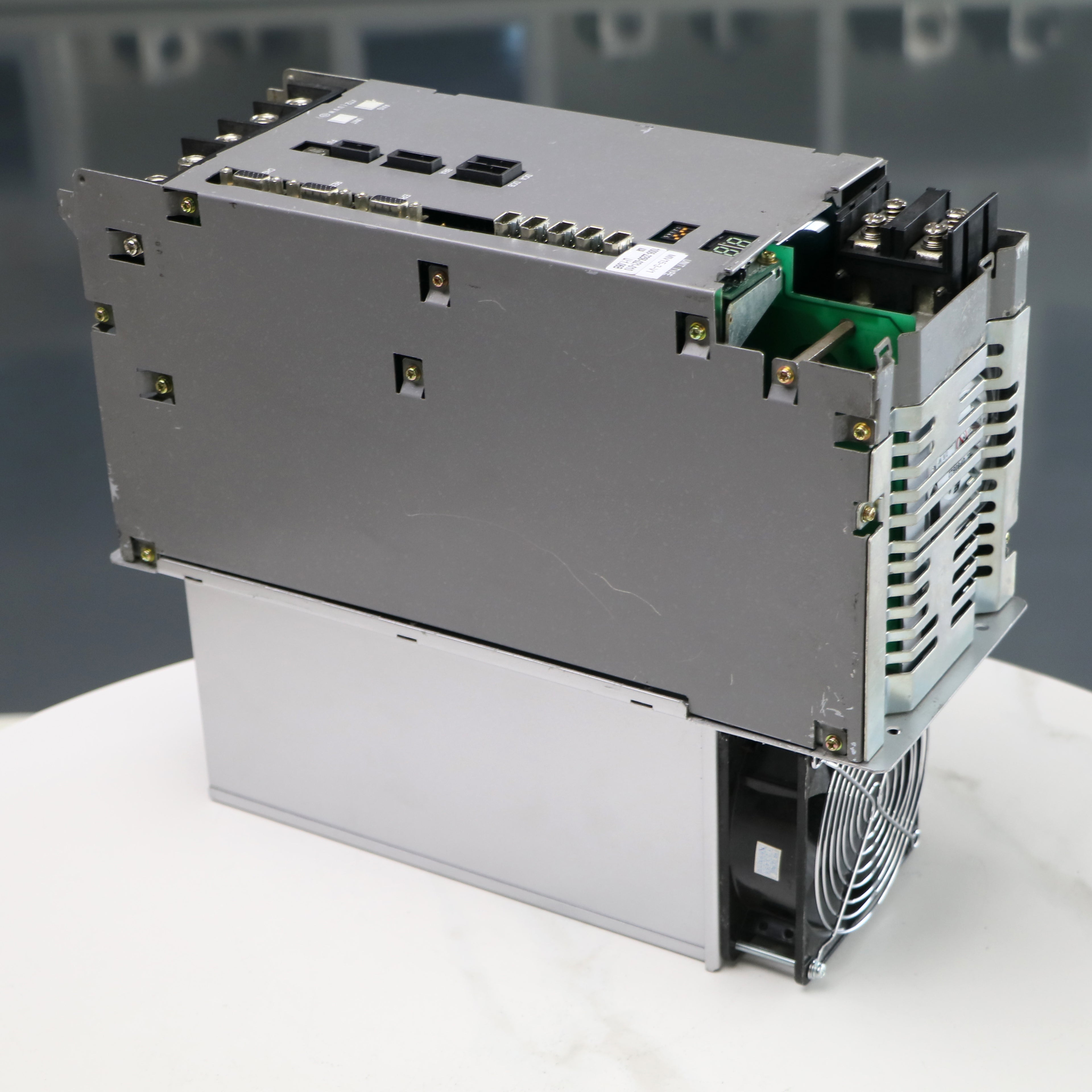 OKUMA - MIV15-3-V1 - Servo Drives & Controls