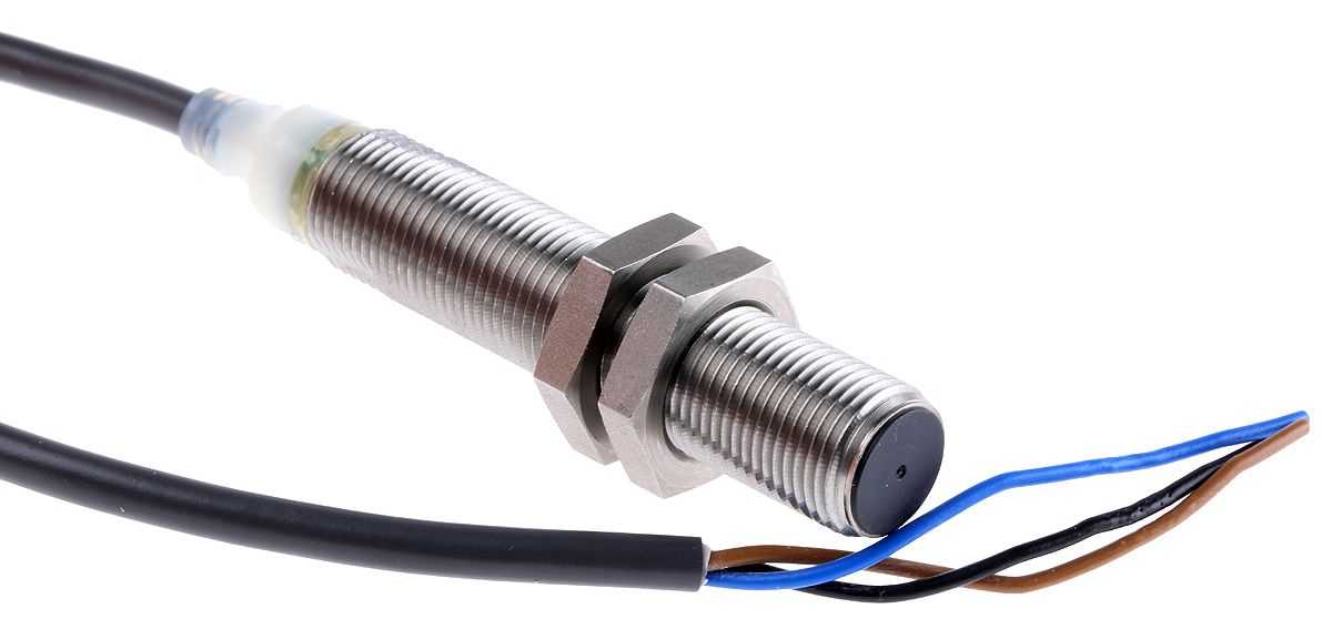 OMRON - E2B-M12LS04-WP-B1 2M - Proximity Detection Switches