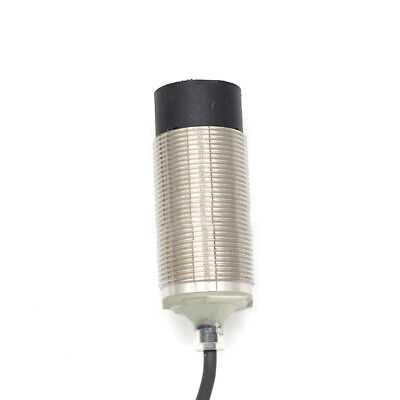 OMRON - E2B-M30LN30-WZ-B1 - Proximity Detection Switches