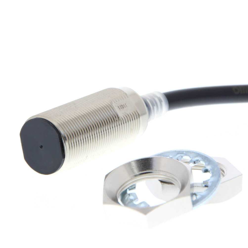 OMRON - E2E-X11D118 2M - Proximity Detection Switches