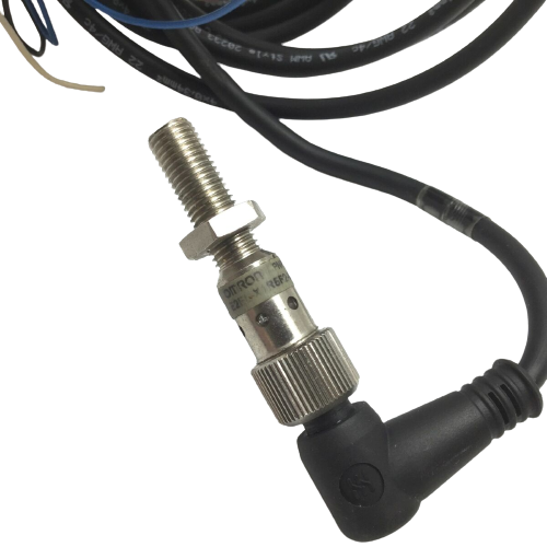 OMRON - E2EL-X1R5F2 - Proximity Detection Switches
