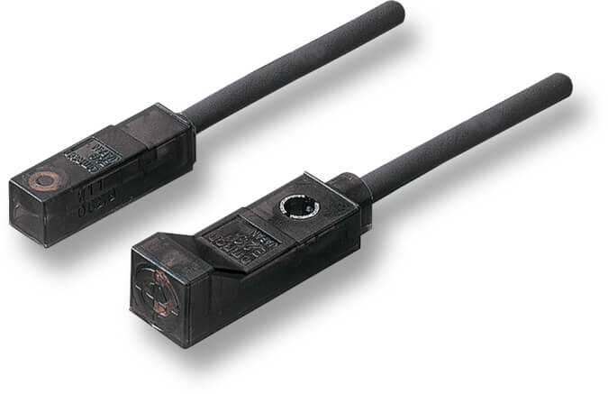 OMRON - E2S-W25 5M - Proximity Detection Switches