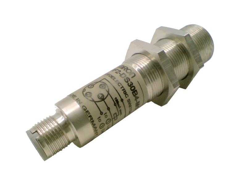 OMRON - E3F2-DS30B4-M1-M - Photoelectric Sensors
