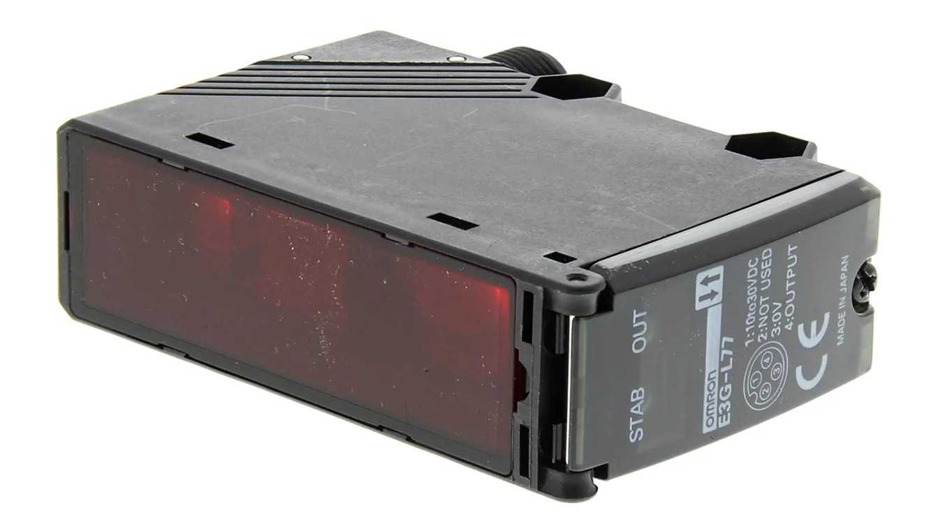 OMRON - E3G-L77 - Photoelectric Sensors