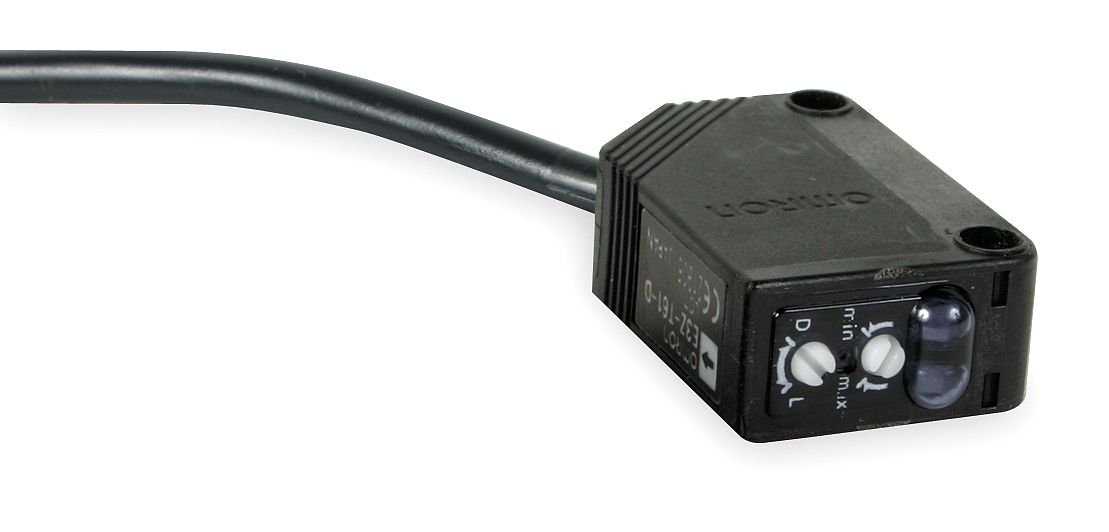 OMRON - E3Z-D62 - Photoelectric Sensors