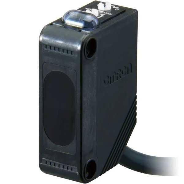 OMRON - E3ZD82 - Photoelectric sensors