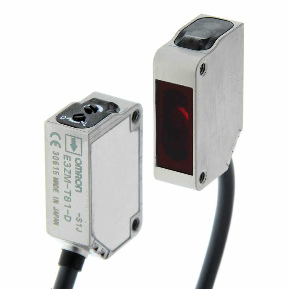 OMRON - E3ZM-T81-D 5M - Photoelectric Sensors