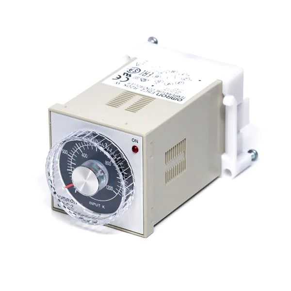 OMRON - E5C2-R20P-D 100-240VAC 0-200 - Temperature & Process Controllers