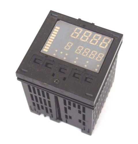 OMRON - E5EC-PR2ADM-814 - Temperature & Process Controllers