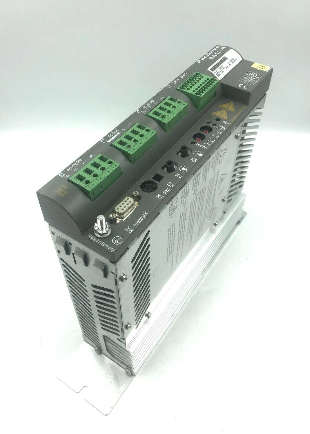 SCHNEIDER ELECTRIC - VDM01U30AQ00 - Servo Drives & Controls